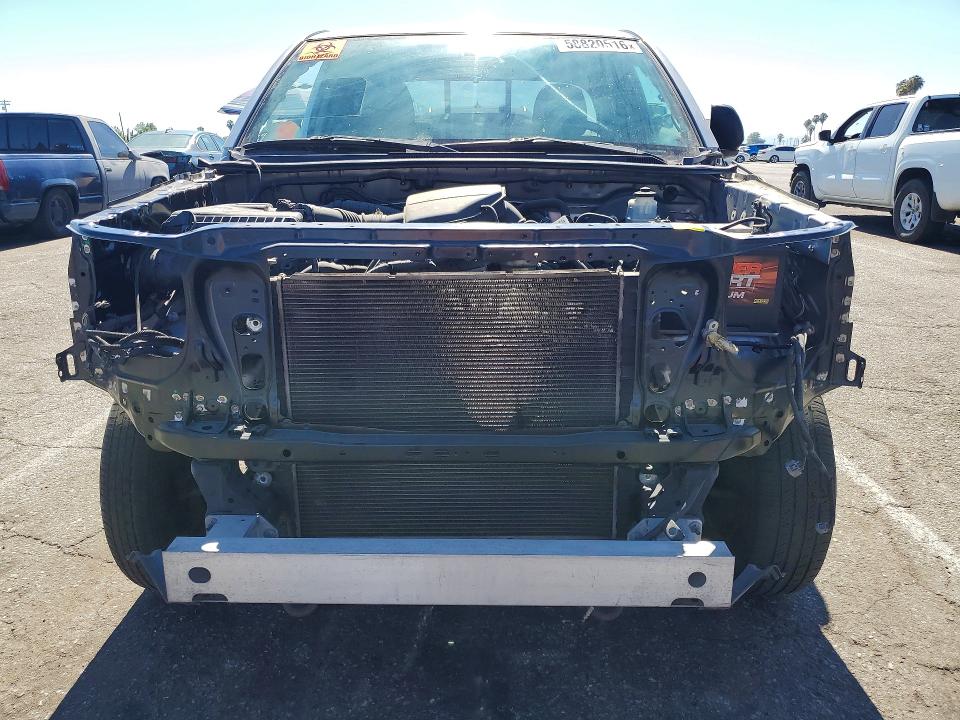 2015 Toyota Tacoma VIN 5TFTX4CN7FX058520 COPART salvage auction — STRIPPED, Salvage Title, sold $225 on 2026-07-24 (photo 5)