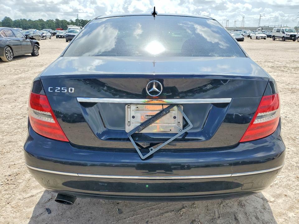 2012 Mercedes-benz C-klasse VIN WDDGF4HB5CA654653 COPART salvage auction — FRONT END, Tx - Salvage Vehicle Title, sold $600 on 2026-07-10 (photo 6)