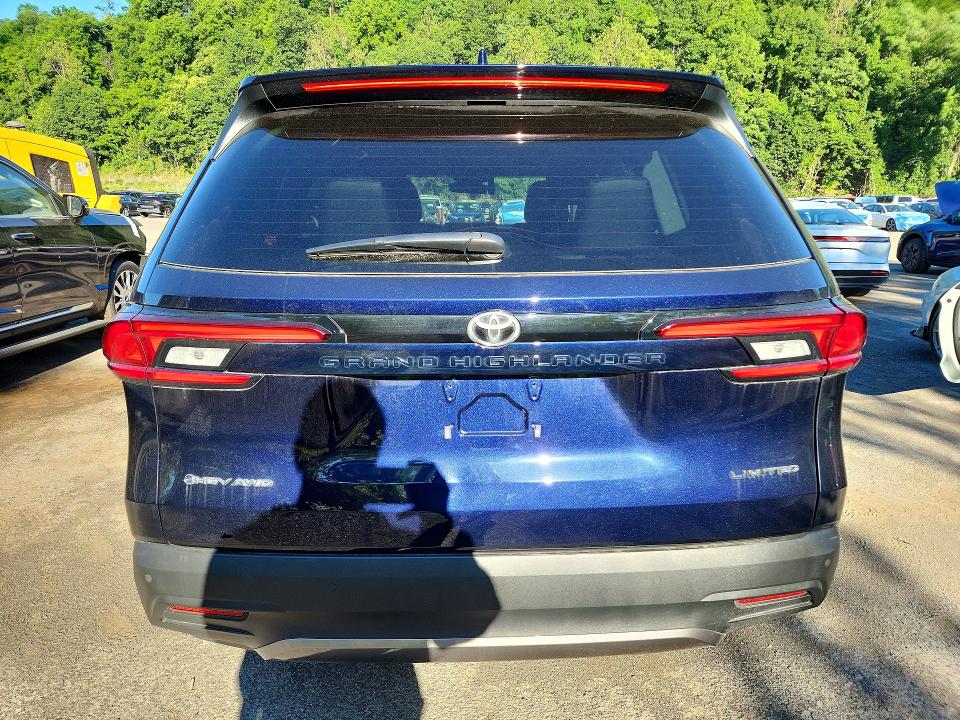 2026 Toyota Highlander VIN 5TDACAB53TS074864 COPART salvage auction — ROLLOVER, Nj - Cert Of Title-Salvage, sold $22,200 on 2026-07-09 (photo 6)