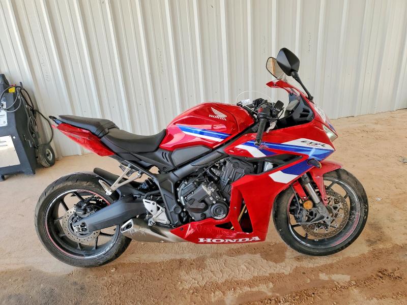 2026 Honda Cbr VIN MLHRH1558T5201451 COPART salvage auction — SIDE, Tx - Salvage Vehicle Title, sold $1,450 on 2026-07-30 (photo 1)