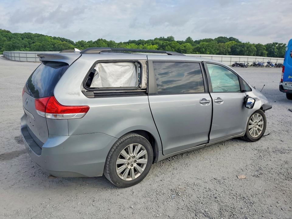 2011 Toyota Sienna VIN 5TDDK3DC7BS005942 COPART salvage auction — FRONT END, Nc - Salvage Certificate Of Title, sold $175 on 2026-07-29 (photo 3)