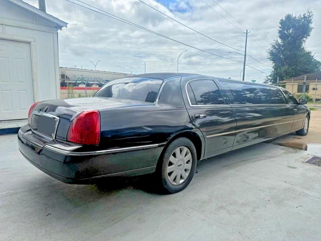 2005 Lincoln TOWN CAR VIN 1L1FM88W85Y609574 COPART salvage auction — NORMAL WEAR, Tx - Certificate Of Title (P), sold $10,800 on 2026-07-24 (photo 4)