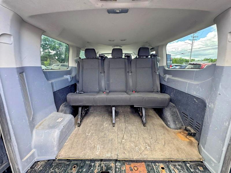 2016 Ford Transit VIN 1FMZK1YM2GKA35213 COPART salvage auction — NORMAL WEAR, ME - CERTIFICATE OF TITLE (P), sold $6,900 on 2026-07-02 (photo 6)