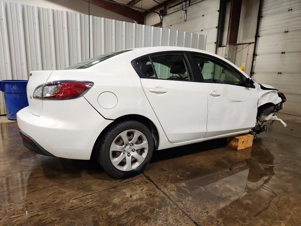 2011 Mazda 3 VIN JM1BL1UG0B1493978 COPART salvage auction — FRONT END, PA - CERTIFICATE OF SALVAGE, sold $400 on 2026-07-17 (photo 3)
