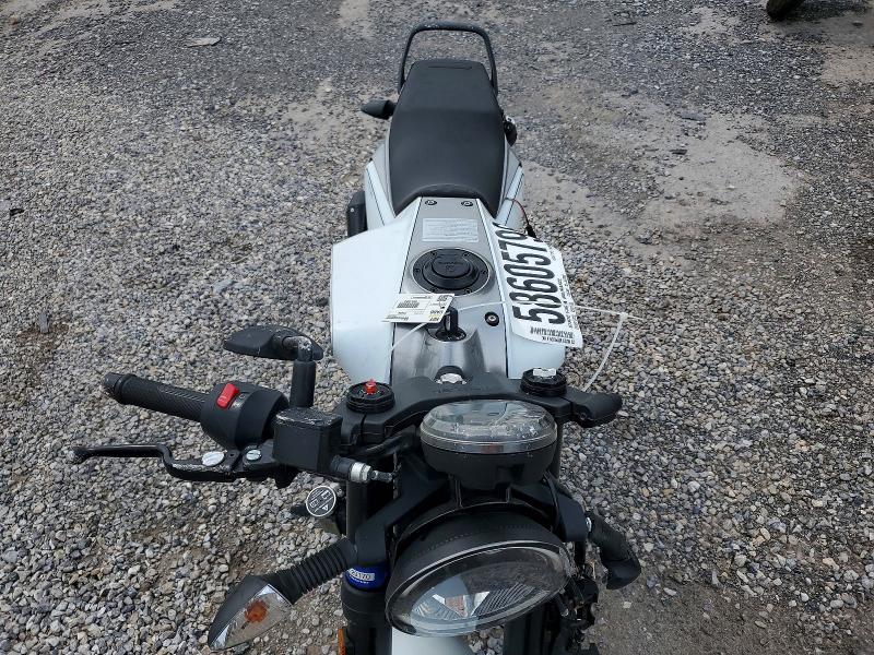 2023 Husqvarna Vitpilen 401/svartpilen 401 VIN MD2JUJ404PC224836 COPART salvage auction — ALL OVER, Pa - Certificate Of Salvage, sold $775 on 2026-07-09 (photo 5)