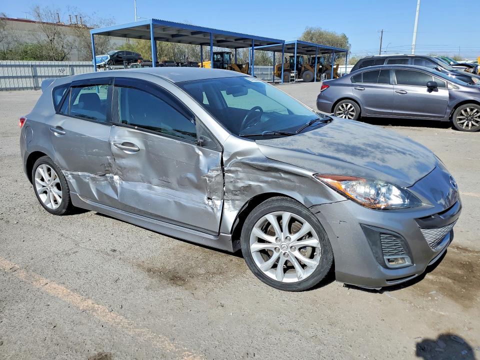 2011 Mazda 3 VIN JM1BL1K63B1383517 COPART salvage auction — SIDE, Nv - Salvage Title, sold $725 on 2026-07-28 (photo 4)