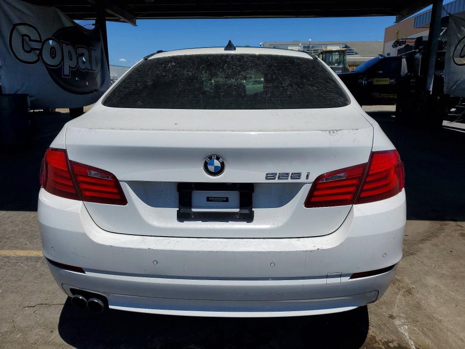 2013 BMW 5 series VIN WBAXG5C52DD230181 COPART salvage auction — MINOR DENT/SCRATCHES, Ca - Dlr/Dis/Exp Only Salvage Title, sold $800 on 2026-07-02 (photo 6)
