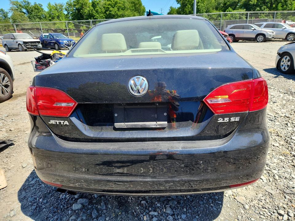 2013 Volkswagen Jetta VIN 3VWDP7AJ0DM429829 COPART salvage auction — FRONT END, MD - CERT OF SALVAGE > 75% DAMAGE, sold $350 on 2026-07-02 (photo 6)