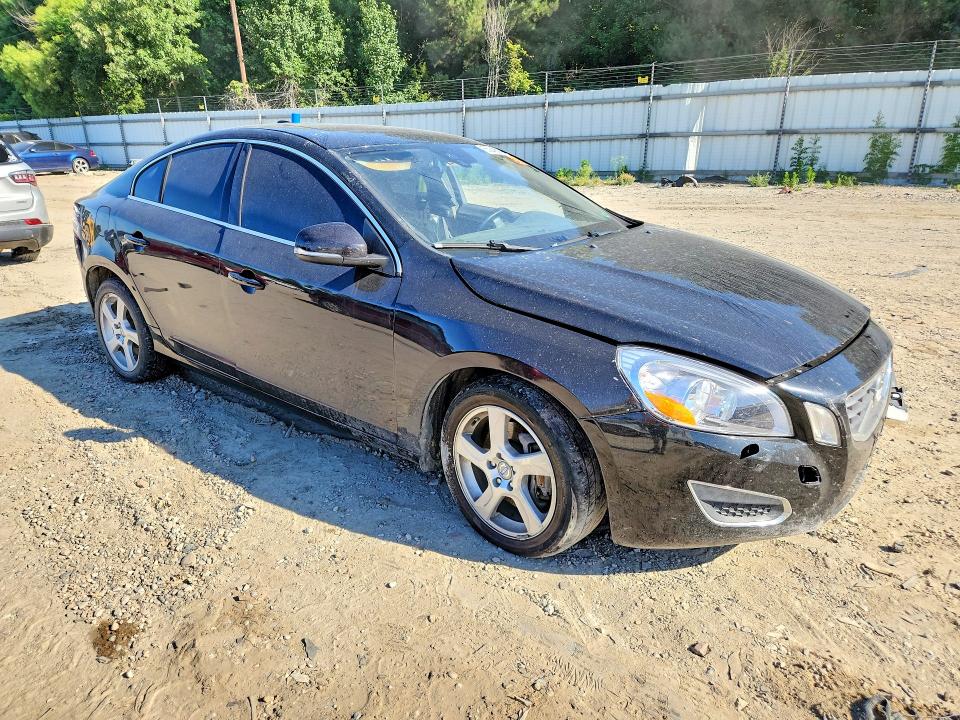 2013 Volvo S60 VIN YV1612FHXD2200730 COPART salvage auction — FRONT END, Va - Cert Of Title - Salvage, sold $200 on 2026-07-07 (photo 4)