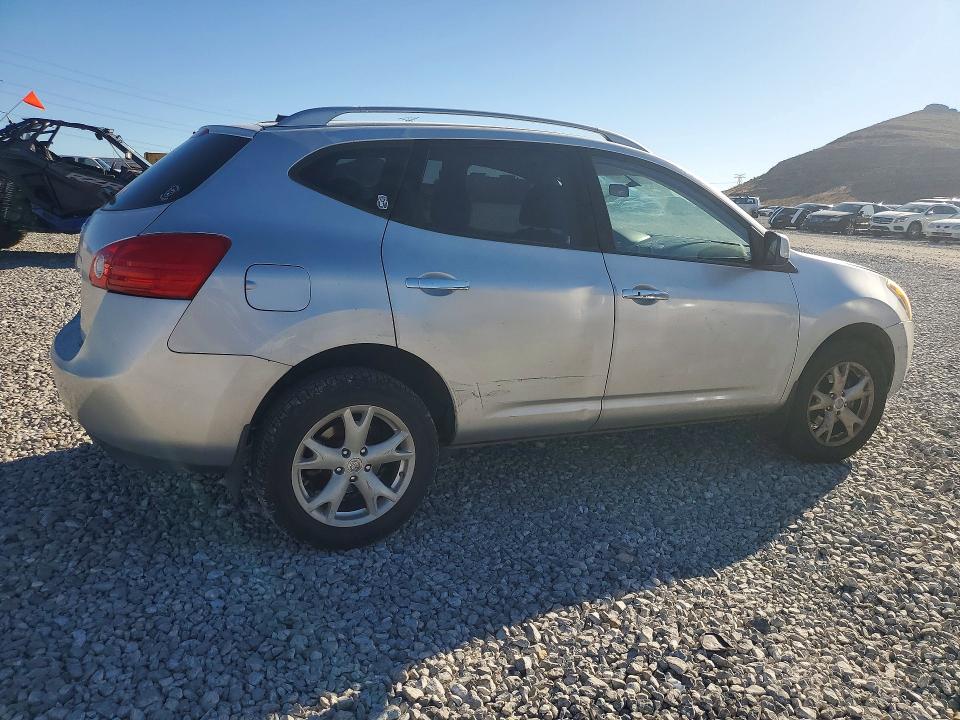 2010 Nissan Rogue VIN JN8AS5MT3AW006071 COPART salvage auction — REAR END, Nv - Salvage Title, sold $125 on 2026-07-29 (photo 3)
