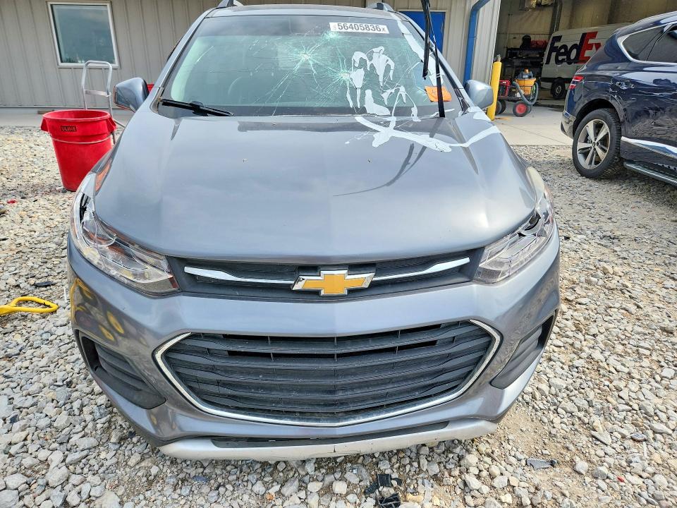 2019 Chevrolet Trax VIN KL7CJLSB5KB946903 COPART salvage auction — VANDALISM, Mi - Certificate Of Title, sold $175 on 2026-07-23 (photo 5)