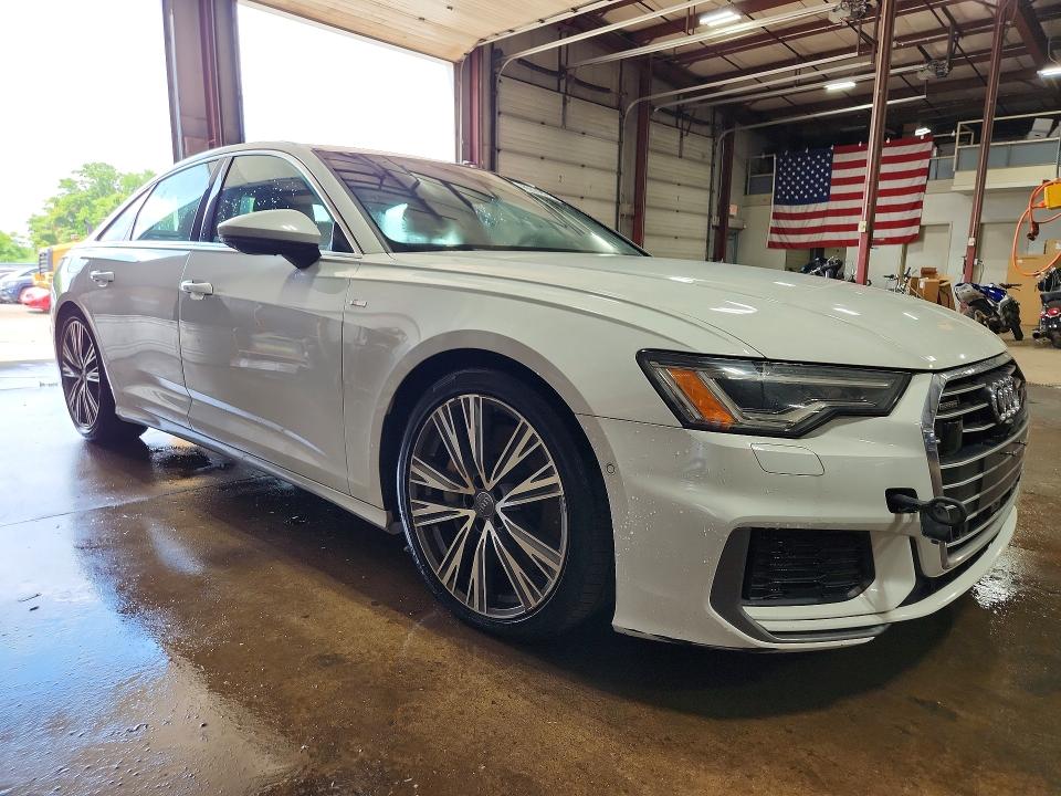2019 Audi A6 VIN WAUL2AF24KN109733 COPART salvage auction — MINOR DENT/SCRATCHES, Ct - Certificate Of Title, sold $8,800 on 2026-07-09 (photo 4)