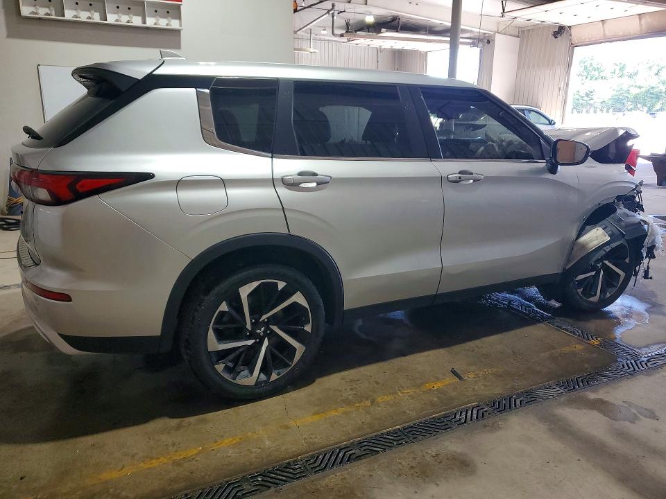 2022 Mitsubishi Outlander VIN JA4J4UA86NZ021114 COPART salvage auction — FRONT END, Pa - Certificate Of Salvage, sold $4,250 on 2026-07-27 (photo 3)