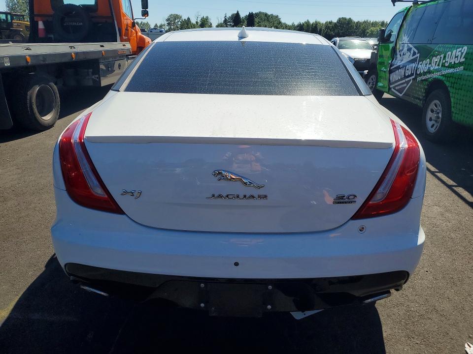 2019 Jaguar VIN SAJWJ1CD2K8W19572 COPART salvage auction — FRONT END, Al - Certificate Of Title, sold $5,700 on 2026-07-08 (photo 6)