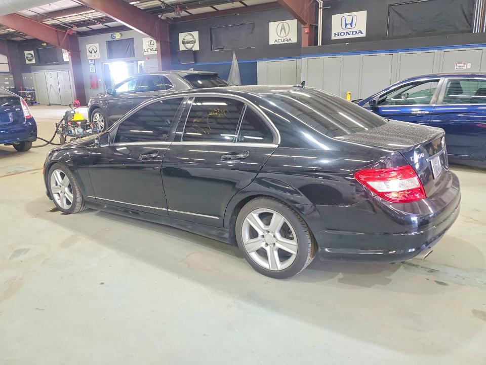 2011 Mercedes-benz C-klasse VIN WDDGF8BB1BR183603 COPART salvage auction — MINOR DENT/SCRATCHES, Wv - Certificate Of Title, sold $1,600 on 2026-07-30 (photo 2)