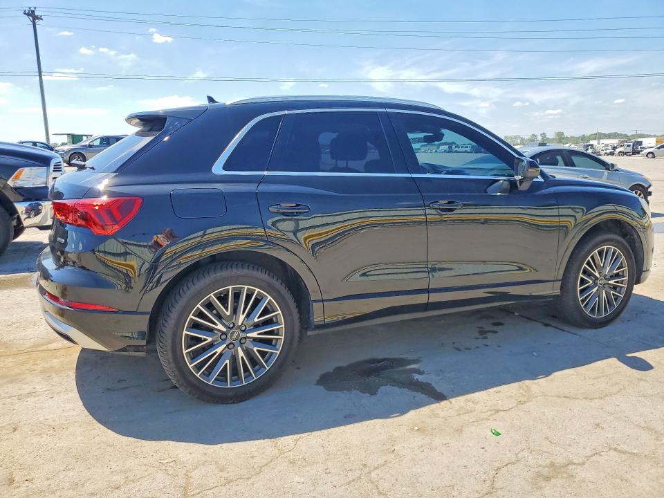 2022 Audi Q3 VIN WA1AUCF32N1041351 COPART salvage auction — SIDE, Tn - Salvage Certificate, sold $12,100 on 2026-07-20 (photo 3)