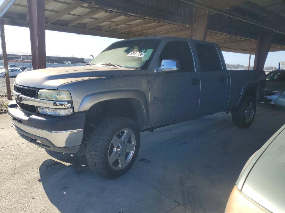 2002 Chevrolet Silverado VIN 1GCHK23102F108406 COPART salvage auction — VANDALISM, Ca - Salvage Certificate, sold $1,950 on 2026-07-02 (photo 1)