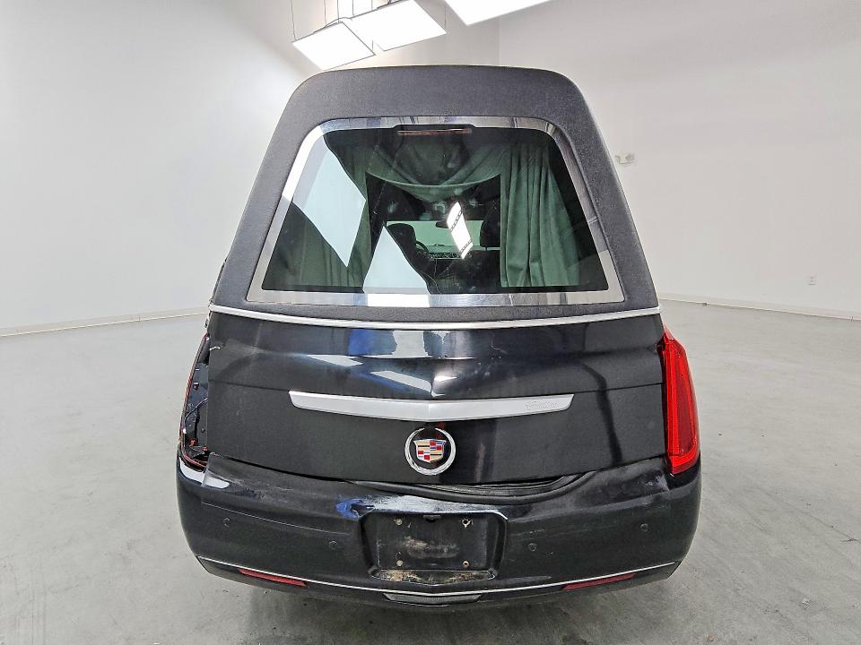2017 Cadillac Xts VIN 2GEXG7U38H9500813 COPART salvage auction — REAR END, Nj - Certificate Of Title, sold $17,100 on 2026-07-07 (photo 6)
