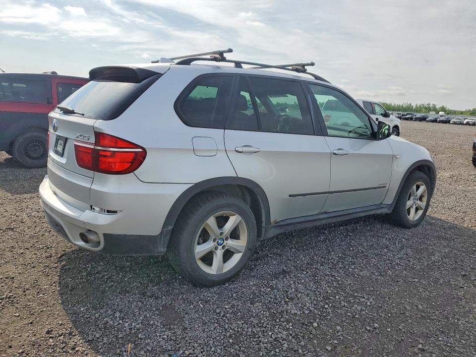 2011 BMW X5 VIN 5UXZV4C54BL411716 COPART salvage auction — REAR END, On - Permit No Brand - Unfit, sold $425 on 2026-07-21 (photo 3)