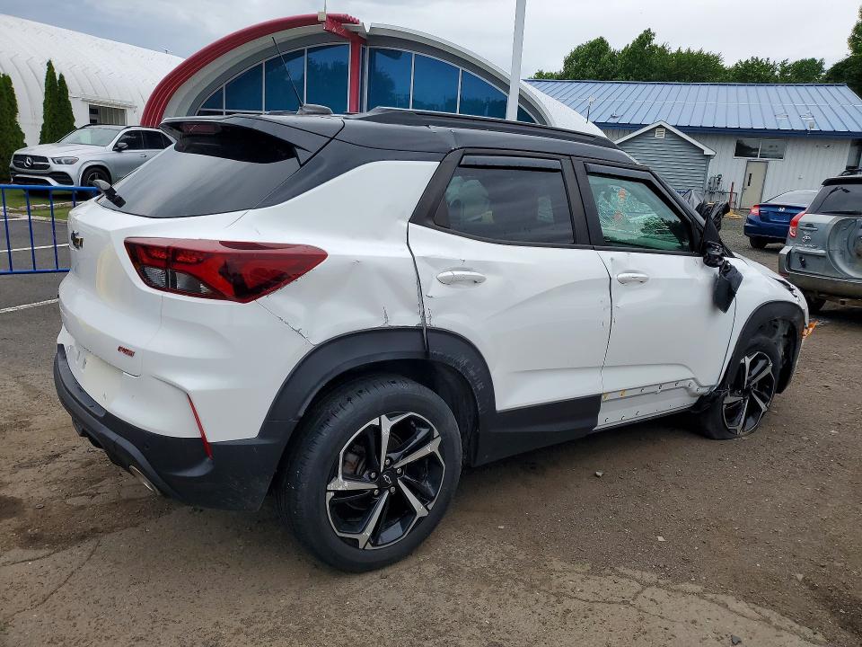 2021 Chevrolet Trailblazer VIN KL79MUSL8MB002841 COPART salvage auction — ROLLOVER, In - Certificate Of Title, sold $4,700 on 2026-07-30 (photo 3)