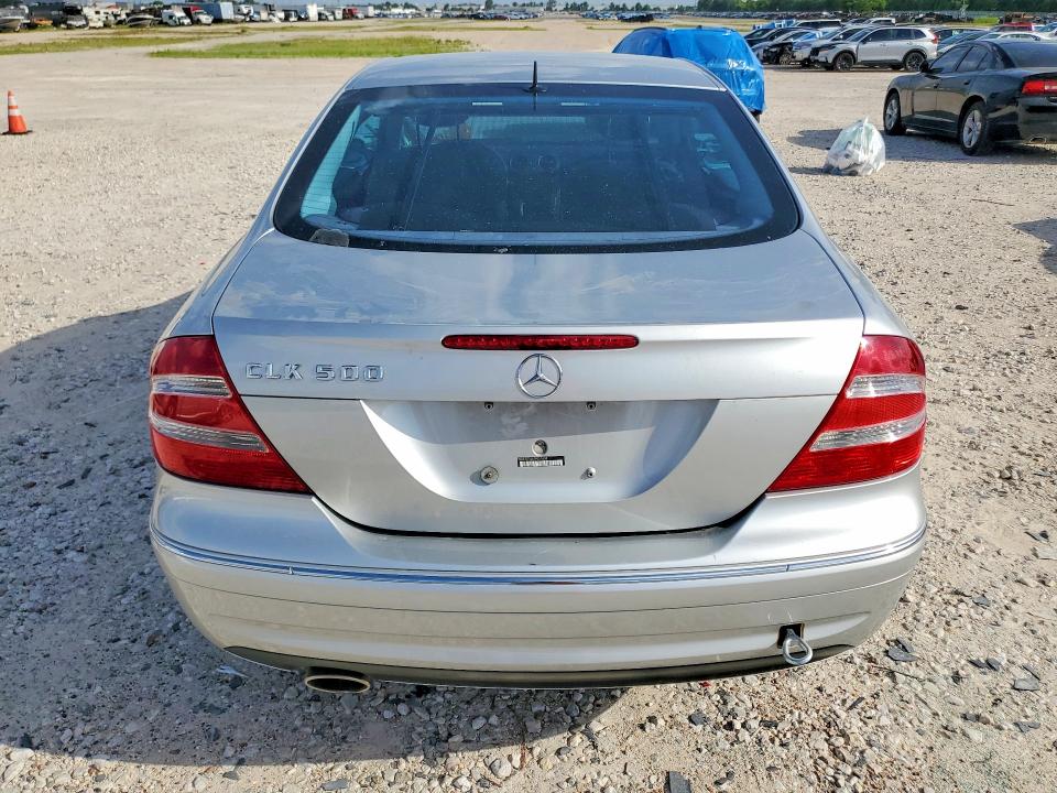 2003 Mercedes-benz Clk-class VIN WDBTJ75J63F051636 COPART salvage auction — WATER/FLOOD, TX - SALVAGE TITLE-FLOOD DAMAGE, sold $550 on 2026-07-17 (photo 6)