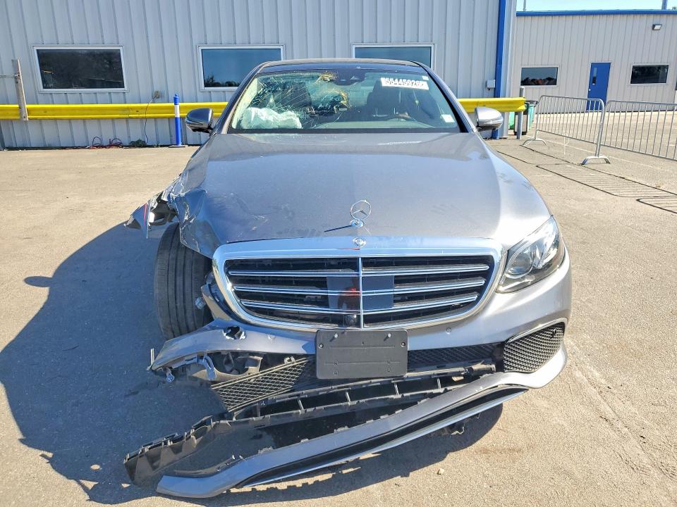 2017 Mercedes-benz E-klasse VIN WDDZF4KB6HA119047 COPART salvage auction — FRONT END, Ct - Certificate Of Title, sold $2,200 on 2026-07-02 (photo 5)