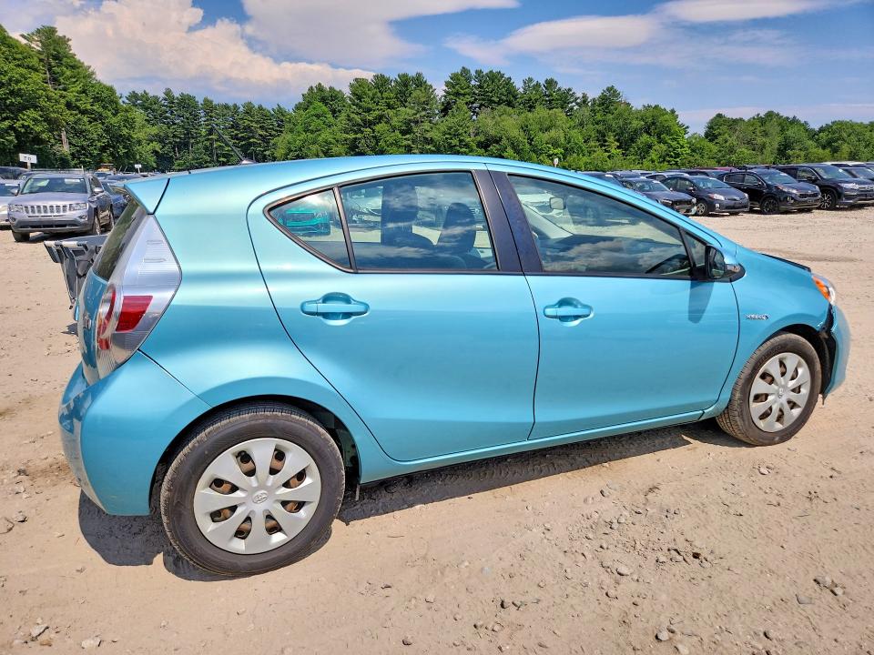 2013 Toyota Prius VIN JTDKDTB38D1050750 COPART salvage auction — FRONT END, Salvage Title, sold $1,200 on 2026-07-15 (photo 3)