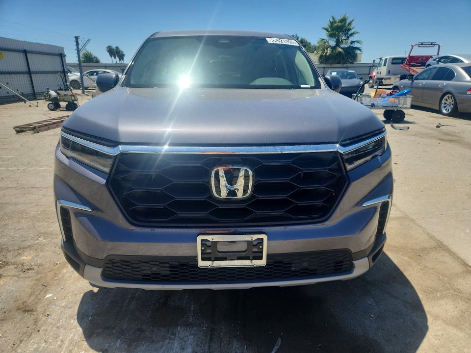 2025 Honda Pilot VIN 5FNYG2H4XSB013232 COPART salvage auction — REAR END, Ca - Salvage Certificate, sold $9,700 on 2026-07-31 (photo 5)