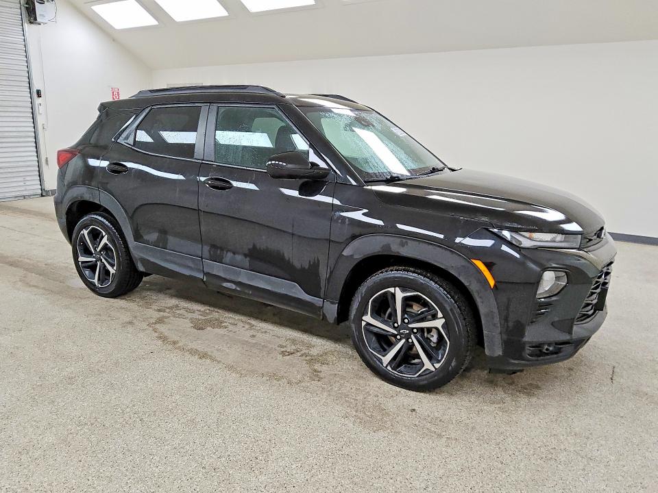 2023 Chevrolet Trailblazer VIN KL79MTSL8PB067378 COPART salvage auction — MINOR DENT/SCRATCHES, Co - Certificate Of Title, sold $20,007 on 2026-07-28 (photo 4)