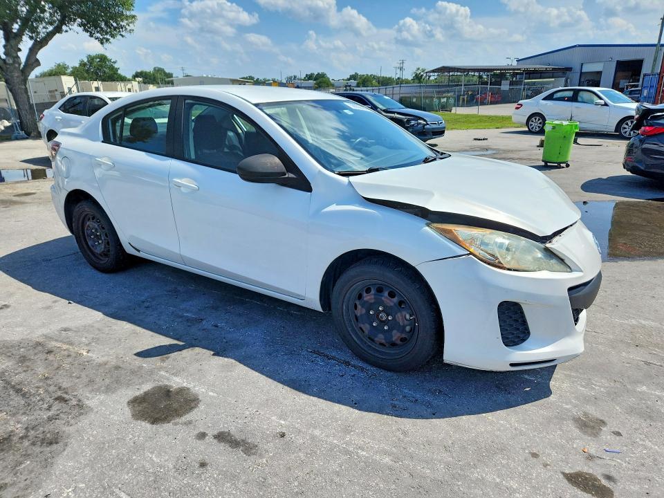 2013 Mazda 3 VIN JM1BL1TF3D1847908 COPART salvage auction — FRONT END, FL - CERT OF TITLE SLVG REBUILDABLE, sold $650 on 2026-07-02 (photo 4)