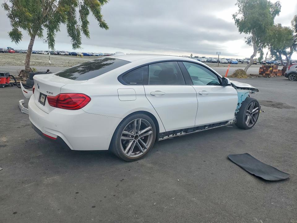 2018 BMW VIN WBA4J1C56JBG79158 COPART salvage auction — FRONT END, Ca - Salvage Certificate, sold $6,700 on 2026-08-17 (photo 3)