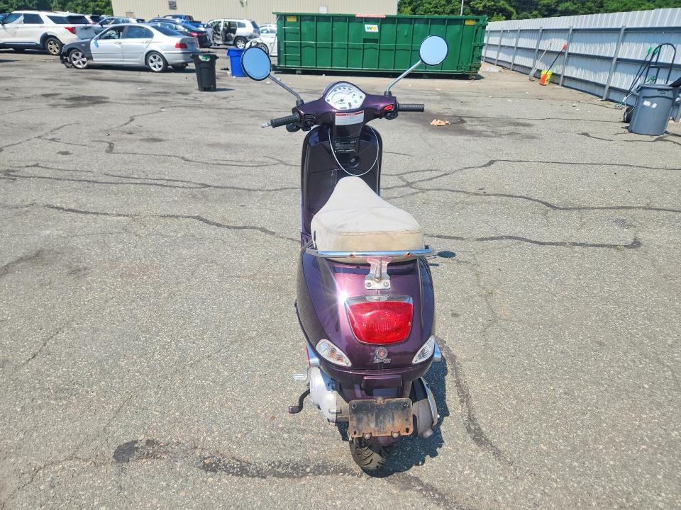 2006 Vespa Lx VIN ZAPC386B765002852 COPART salvage auction — SIDE, Wv - Salvage Certificate, sold $400 on 2026-07-21 (photo 4)