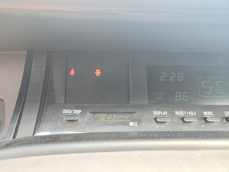 2003 Toyota Avalon VIN 4T1BF28B33U329275 COPART salvage auction — FRONT END, La - Cert Of Title-Salvage, sold $250 on 2026-07-09 (photo 9)