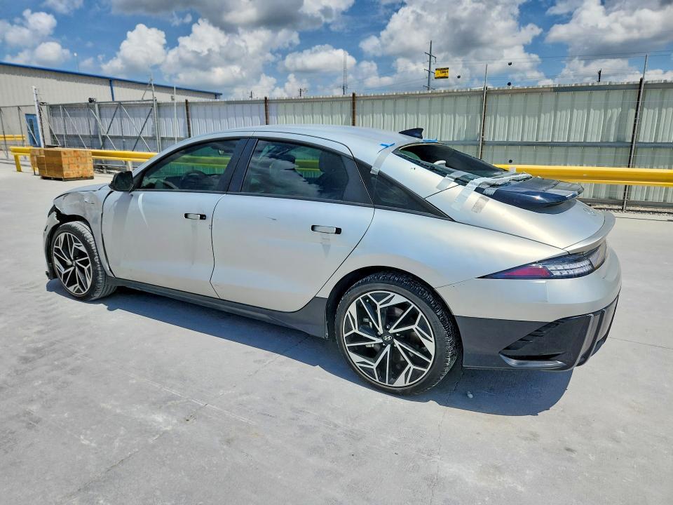 2024 Hyundai Ioniq 6 VIN KMHM34AA6RA075196 COPART salvage auction — FRONT END, Tx - Salvage Vehicle Title, sold $8,300 on 2026-07-28 (photo 2)
