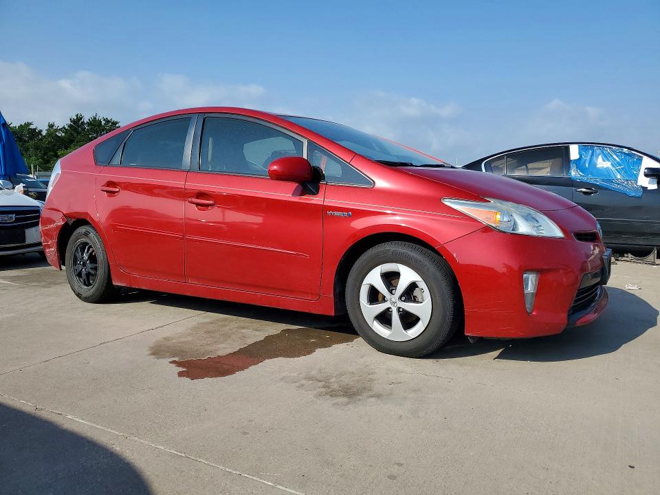 2015 Toyota Prius VIN JTDKN3DU8F1892168 COPART salvage auction — REAR END, Tx - Salvage Vehicle Title, sold $2,800 on 2026-07-25 (photo 4)