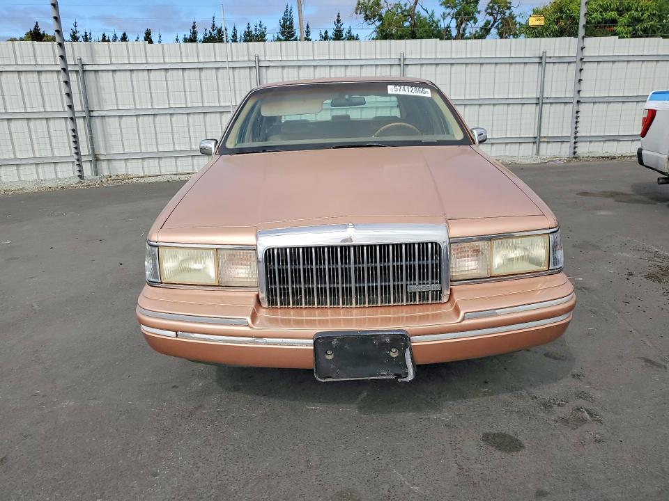 1994 Lincoln TOWN CAR VIN 1LNLM81W5RY693239 COPART salvage auction — MINOR DENT/SCRATCHES, Ca - Dis/Dlr/Exp Only Clean Title, sold $60 on 2026-07-30 (photo 5)