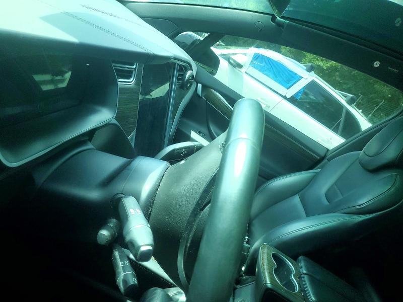 2016 Tesla Model x VIN 5YJXCAE28GF002368 COPART salvage auction — FRONT END, Mt - Certificate Of Title, sold $6,800 on 2026-07-10 (photo 9)