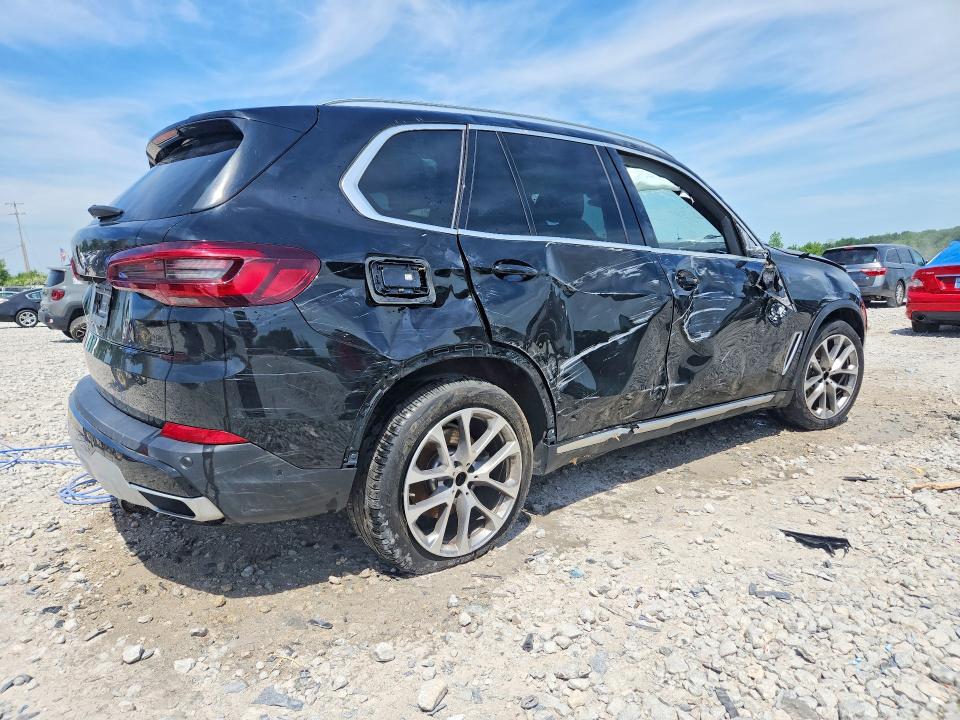 2021 BMW X5 VIN 5UXCR6C08M9E88876 COPART salvage auction — ROLLOVER, Mi - Scrap Certificate Of Title, sold $10,600 on 2026-07-30 (photo 3)