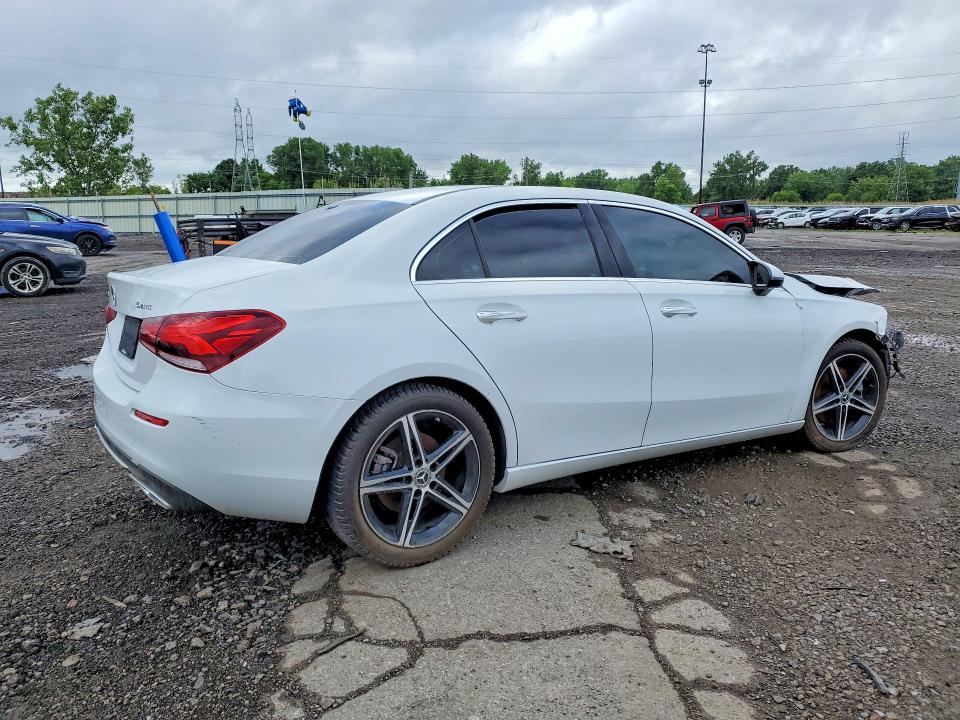 2019 Mercedes-benz VIN WDD3G4FB9KW022027 COPART salvage auction — FRONT END, Va - Dealer Only Clean Title (P), sold $4,200 on 2026-07-28 (photo 3)