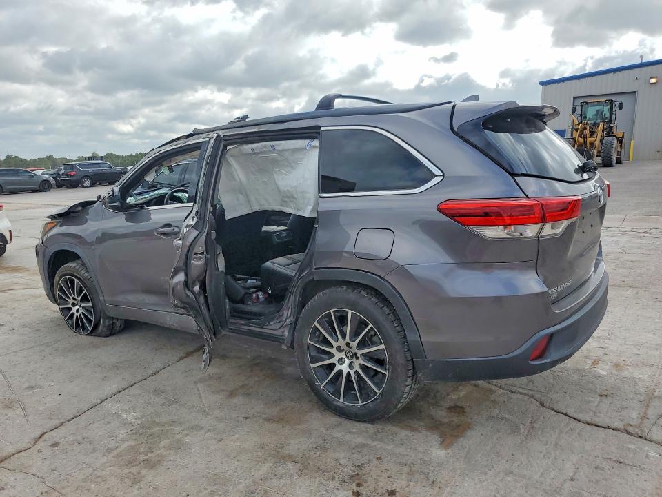 2018 Toyota Highlander VIN 5TDKZRFH8JS545507 COPART salvage auction — ALL OVER, Ok - Cert Of Title-Salvage, sold $3,300 on 2026-07-16 (photo 2)