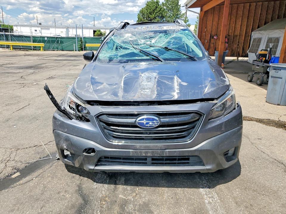 2021 Subaru Outback VIN 4S4BTGLD1M3212249 COPART salvage auction — ROLLOVER, Co - Public - Salvage Title, sold $2,450 on 2026-07-09 (photo 5)