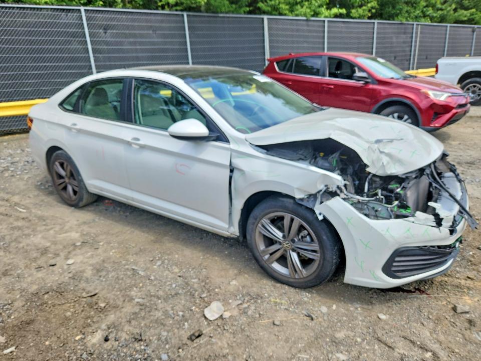 2022 Volkswagen Jetta VIN 3VW7M7BU0NM033965 COPART salvage auction — FRONT END, Salvage Title, sold $3,200 on 2026-07-28 (photo 4)