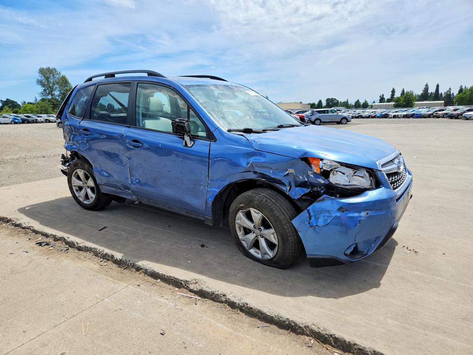 2015 Subaru Forester VIN JF2SJADC4FH814129 COPART salvage auction — REAR END, OR - SALVAGE TITLE CERTIFICATE, sold $1,450 on 2026-09-14 (photo 4)