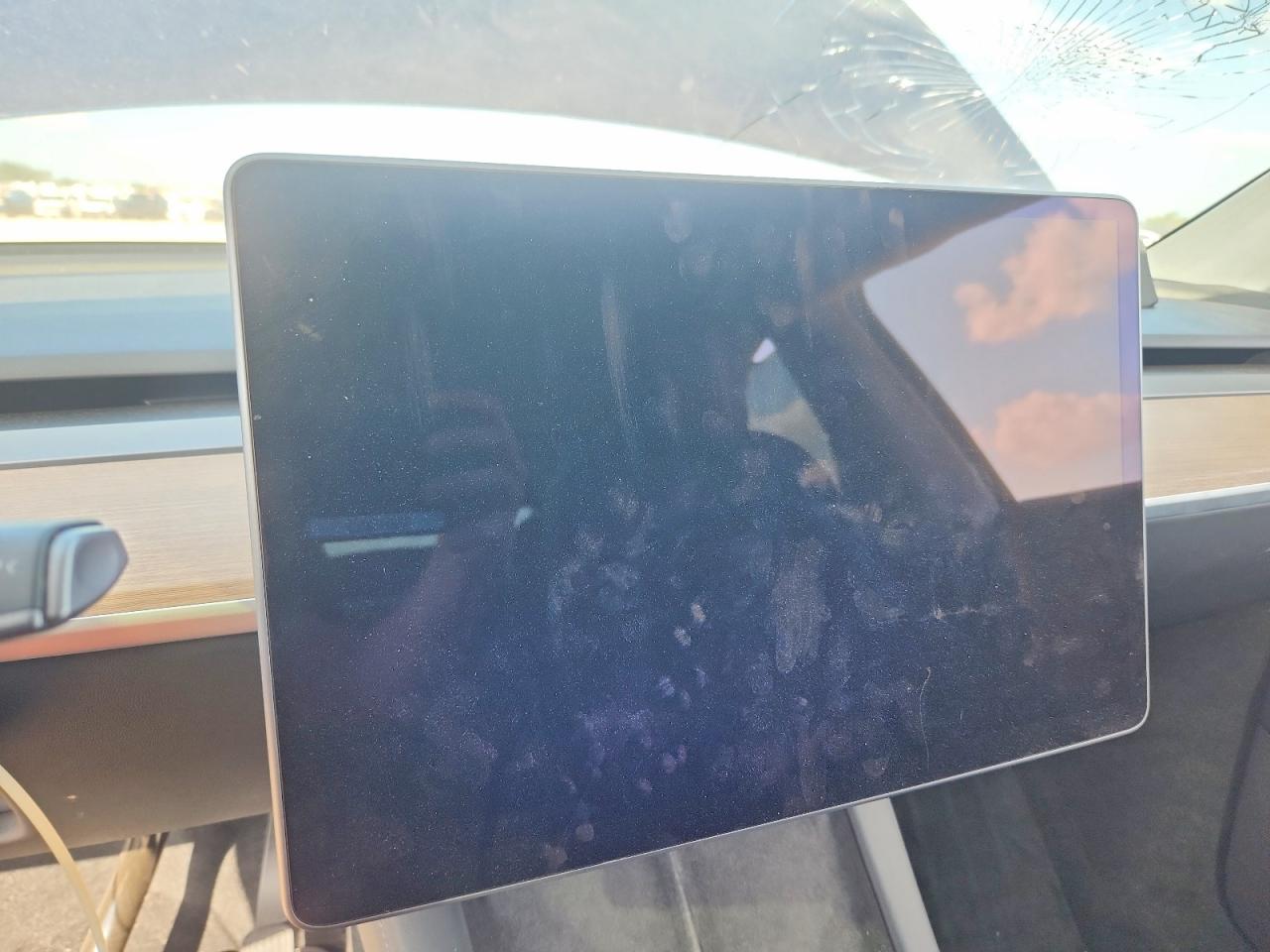 2023 Tesla Model Y VIN 7SAYGDEE6PA107897 COPART salvage auction — Front End, TX - SALVAGE VEHICLE TITLE, sold $9,000 on 2026-07-09 (photo 9)