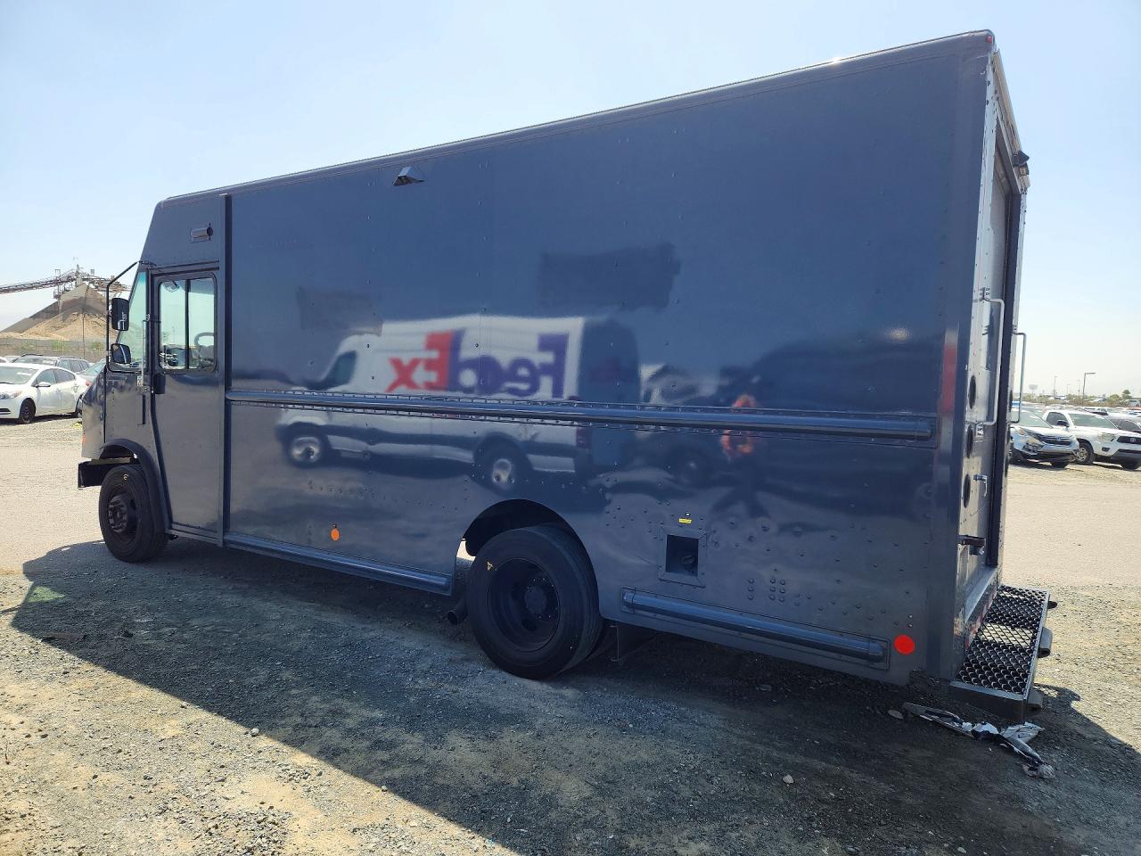 2020 Ford F59 VIN 1F65F5KN8L0A05352 COPART salvage auction — Front End, CA - DIS/DLR/EXP ONLY CLEAN TITLE, sold $18,400 on 2026-06-30 (photo 2)