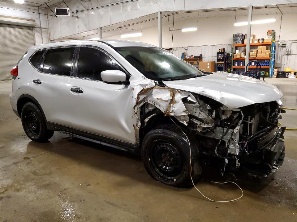 2017 Nissan Rogue VIN KNMAT2MV4HP582491 COPART salvage auction — FRONT END, Mt - Certificate Of Title, sold $850 on 2026-07-14 (photo 4)