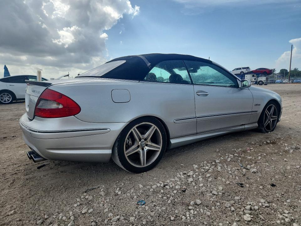 2007 Mercedes-benz Clk-class VIN WDBTK77G17T076904 COPART salvage auction — WATER/FLOOD, FL - CERT OF TITLE-SLVG REBLD FLOOD, sold $650 on 2026-07-23 (photo 3)