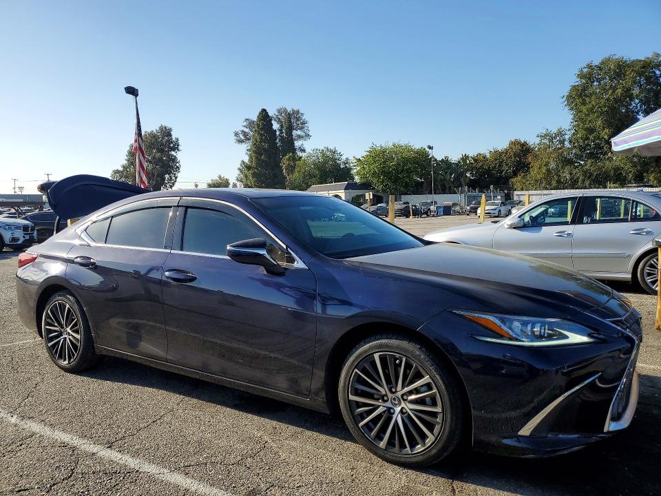 2024 Lexus ES VIN 58ADA1C16RU053028 COPART salvage auction — REAR END, Ca - Salvage Certificate, sold $11,400 on 2026-07-31 (photo 4)