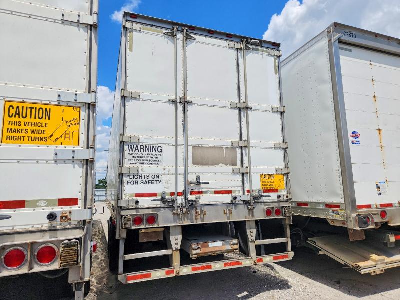2016 Utility trailer VIN 1UYVS2485GU525121 COPART salvage auction — MINOR DENT/SCRATCHES, IL - CERTIFICATE OF TITLE (P), sold $1,700 on 2026-07-07 (photo 3)