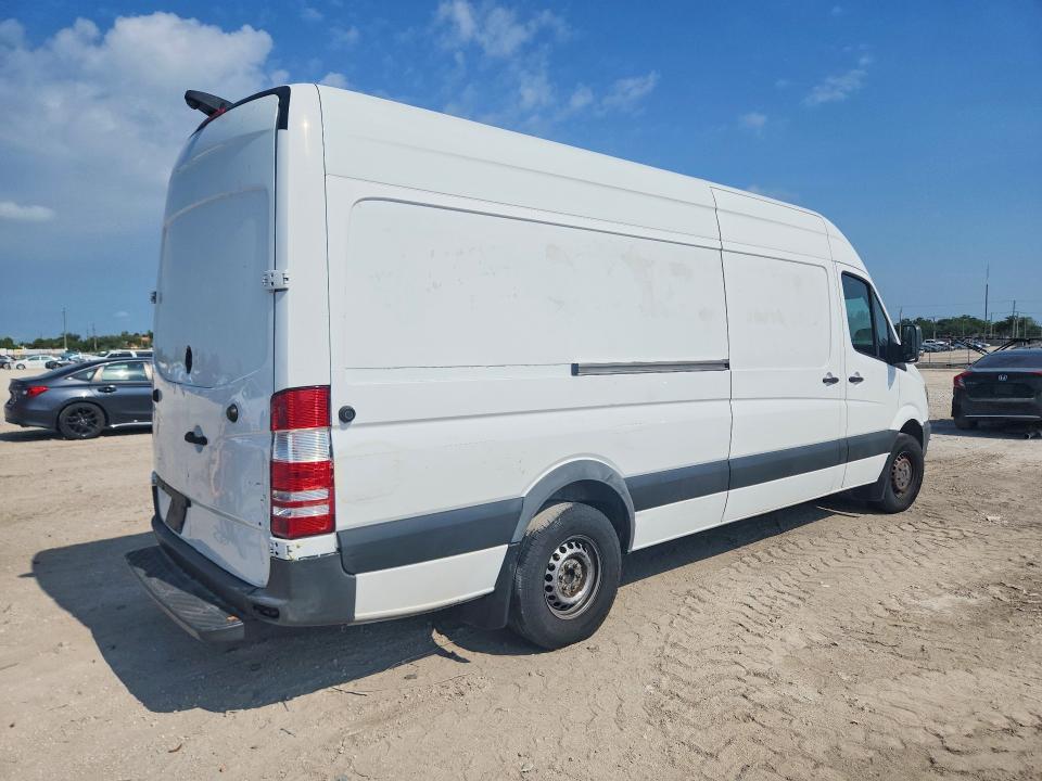 2018 Mercedes-benz Sprinter VIN WD3PE8CD2JP588399 COPART salvage auction — FRONT END, Fl - Certificate Of Title (P), sold $8,300 on 2026-07-28 (photo 3)